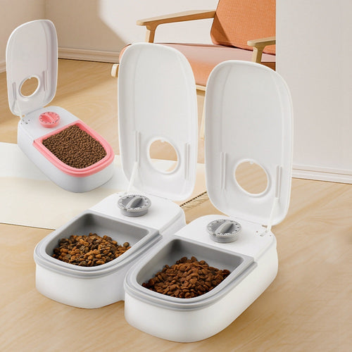 Distributeur automatique de nourriture pour animaux de compagnie.